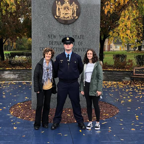 Meet your Posher, Amy - Picture 1 of 1